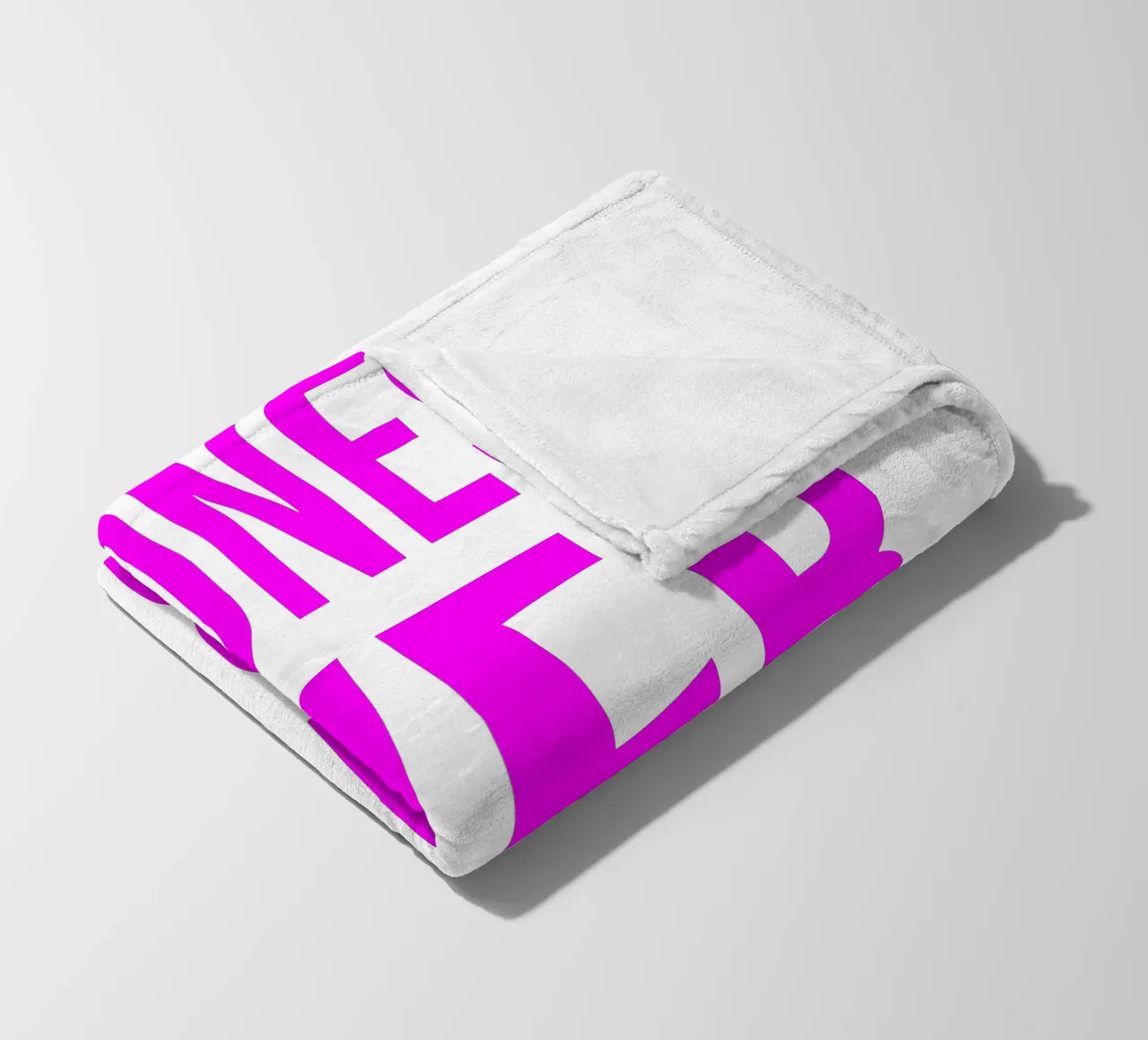 OVER Series- bold letters, brave values (5 colors) coperta in pile da OVER SERIES