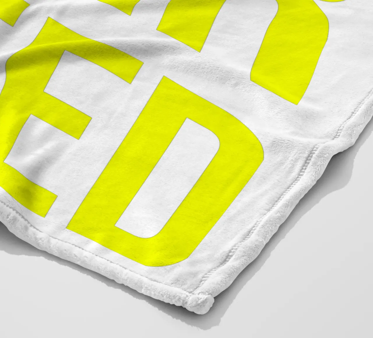 OVER Series- bold letters, brave values (5 colors) coperta in pile da OVER SERIES