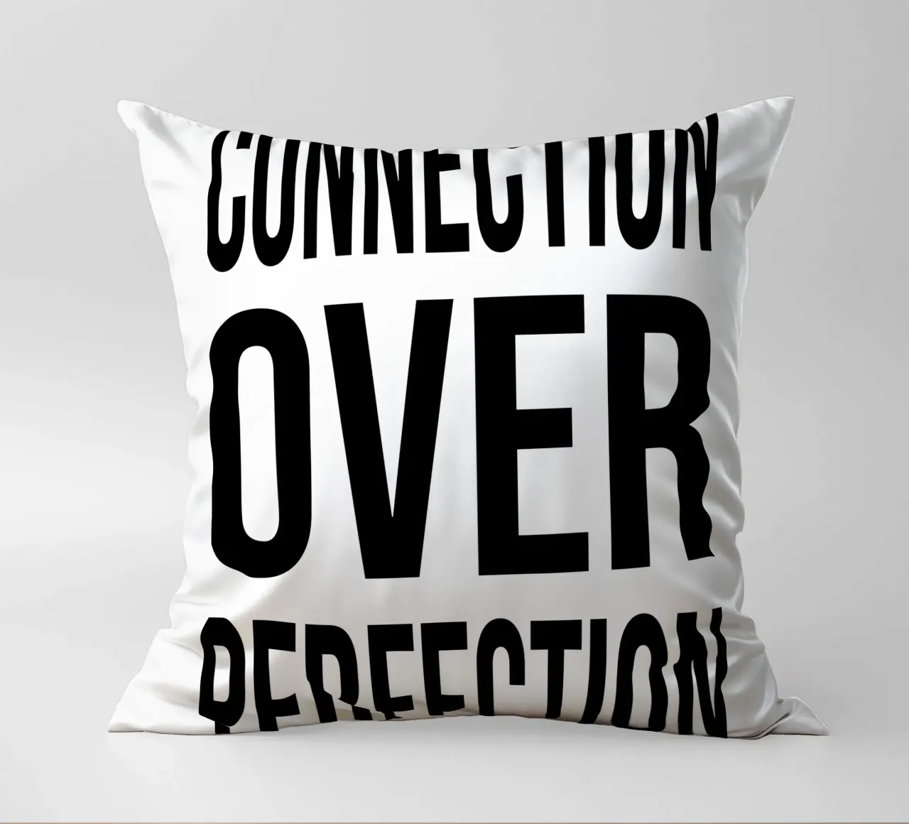 OVER Series- bold letters, brave values (5 colors) cuscino da OVER SERIES