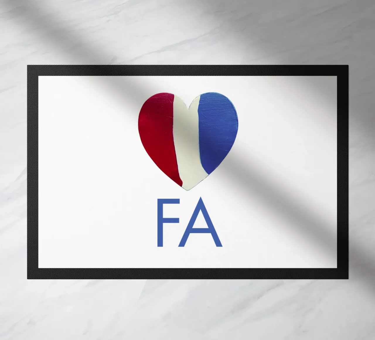 FA Cuore rosso, bianco e blu dipinto a mano zerbino da FABOArt