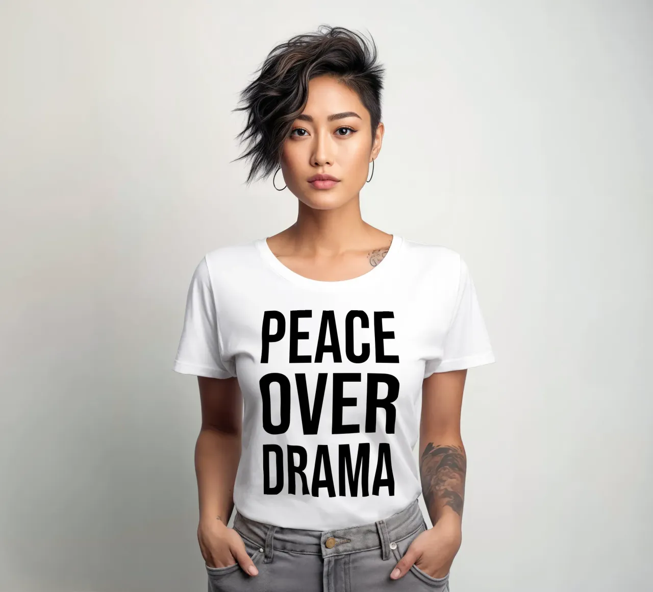 OVER Series- bold letters, brave values (5 colors) t-shirt da donna da OVER SERIES