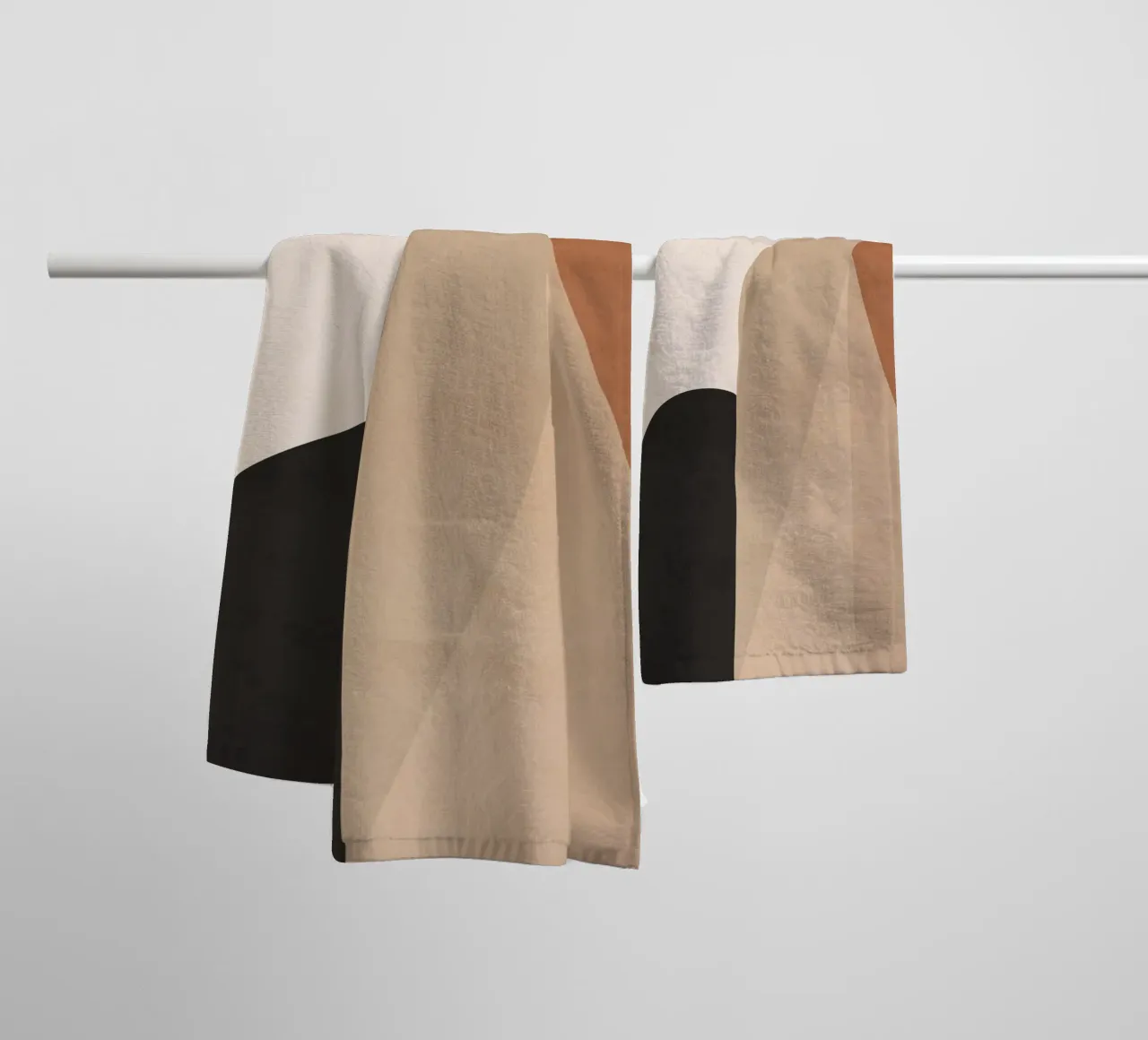 Sole e colline astratte asciugamano da bagno da ThingDesign