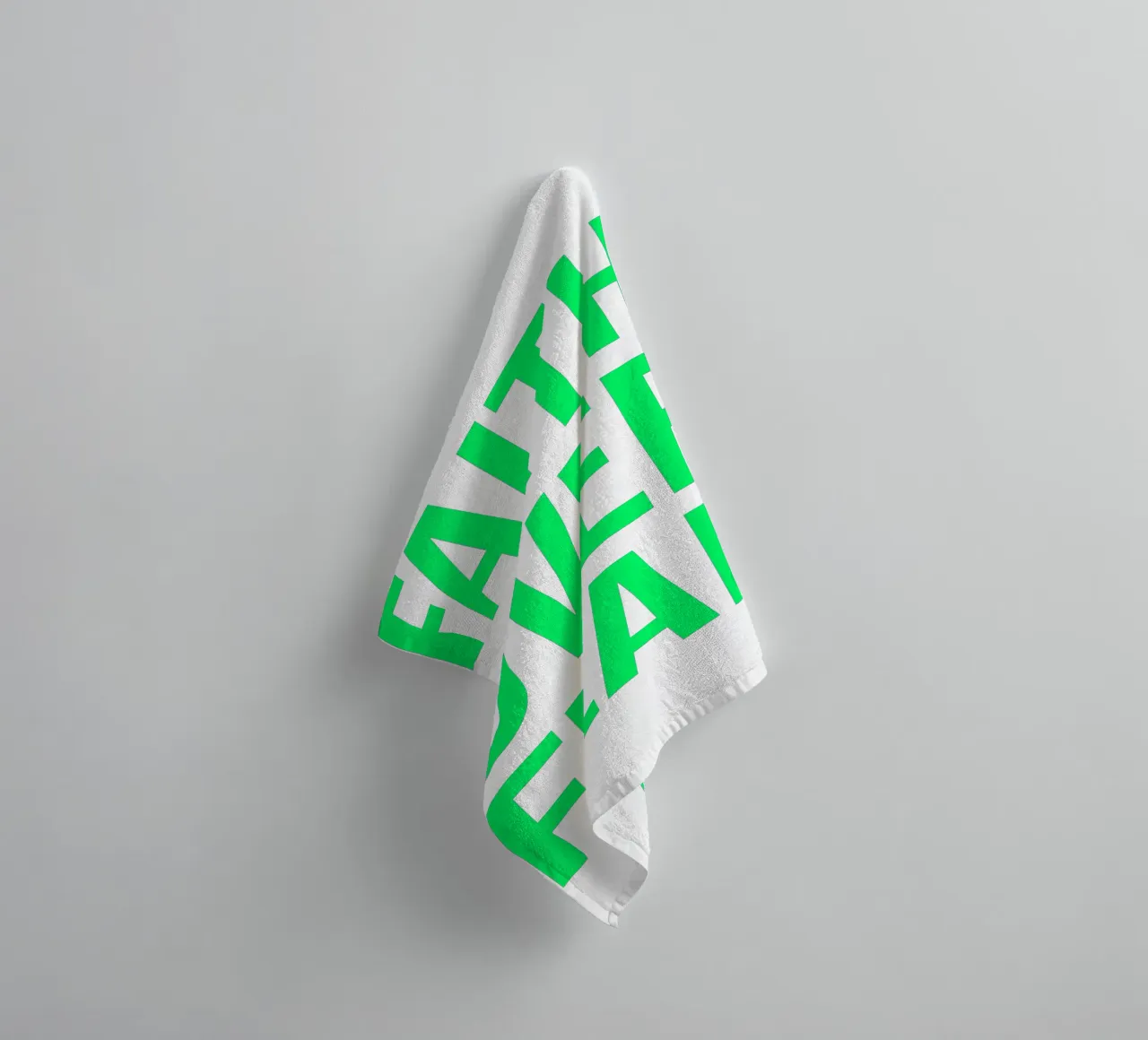 OVER Series- bold letters, brave values (5 colors) asciugamano da bagno da OVER SERIES