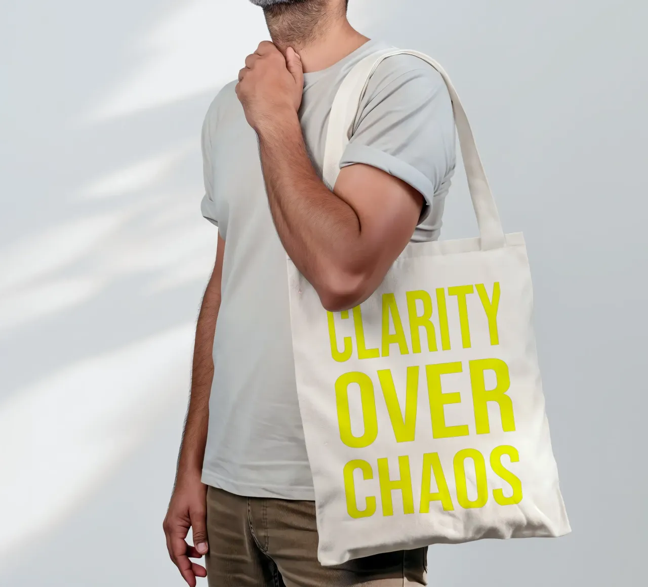 OVER Series- bold letters, brave values (5 colors) borsa in juta da OVER SERIES