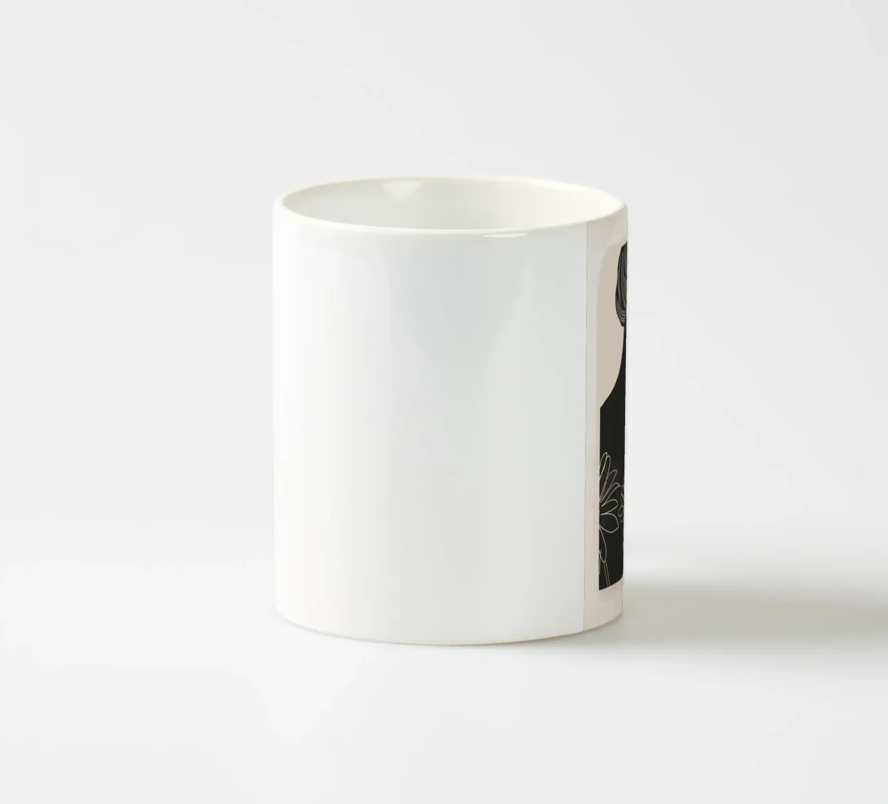 Ritratto minimalista con fiori 2 tazza in ceramica da ThingDesign
