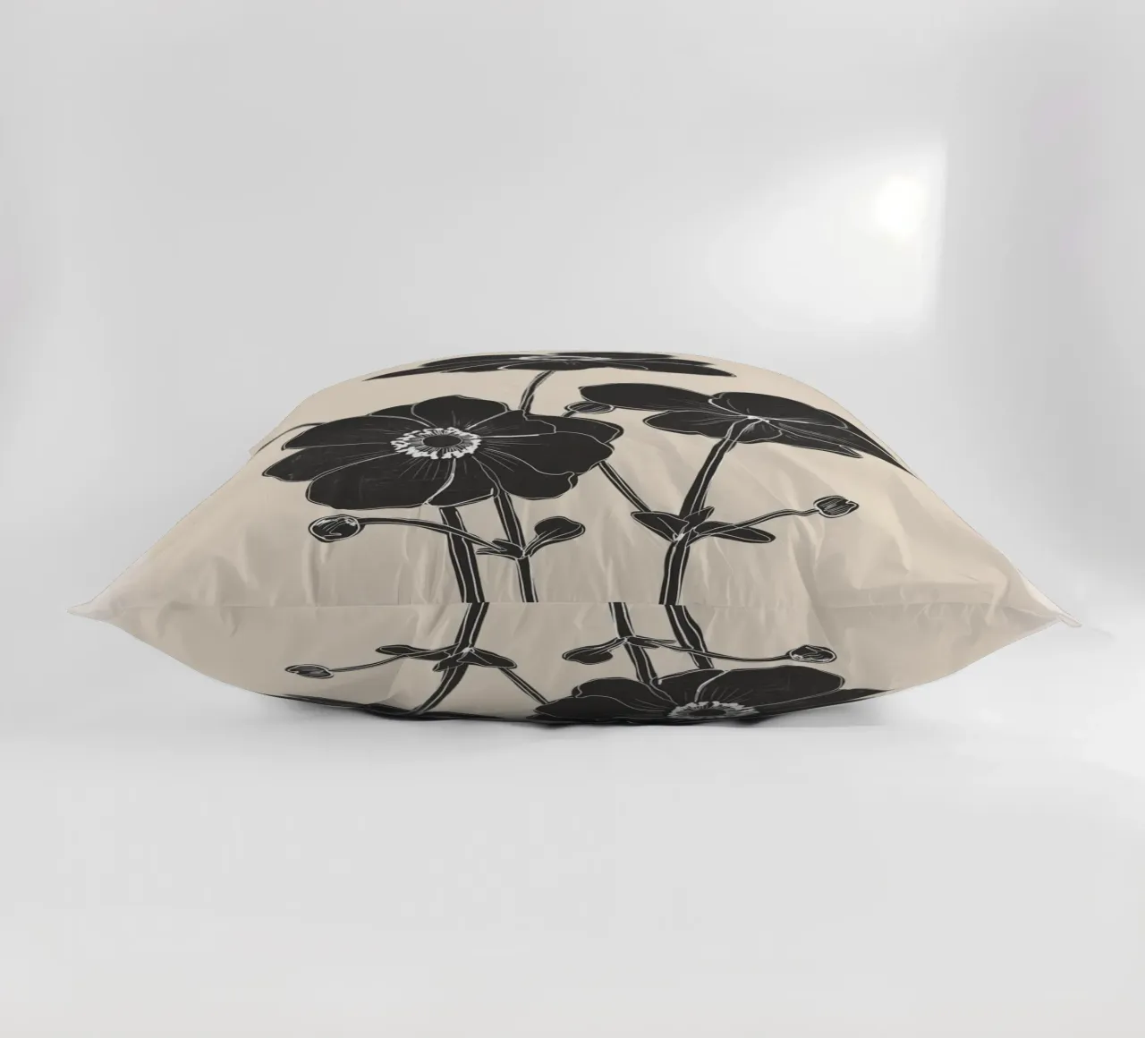 Fiori in bianco e nero cuscino da ThingDesign
