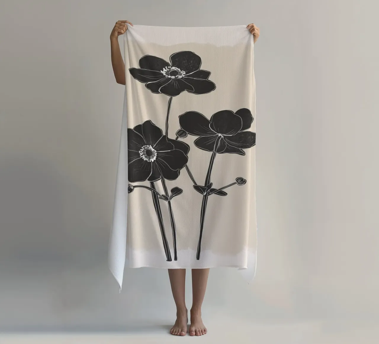 Fiori in bianco e nero telo mare da ThingDesign