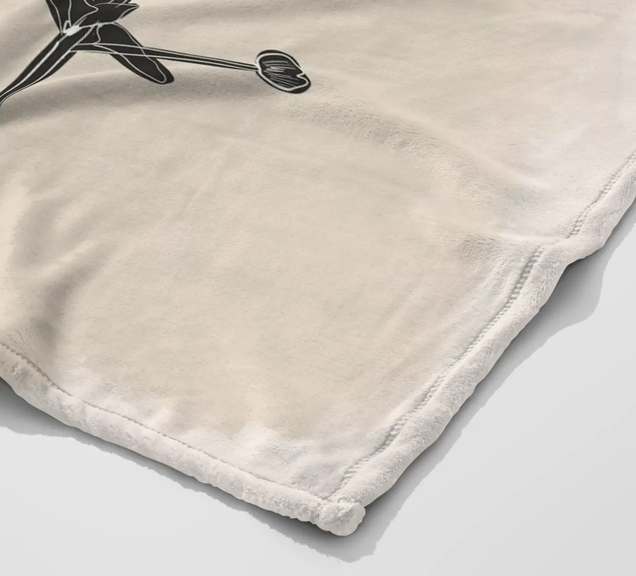 Fiori in bianco e nero coperta in pile da ThingDesign
