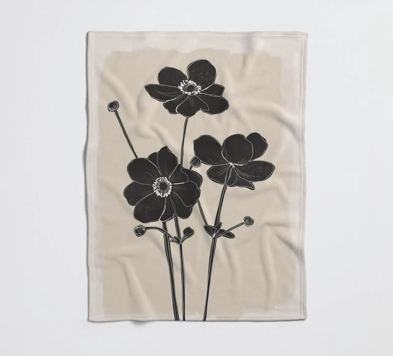 Fiori in bianco e nero coperta in pile da ThingDesign