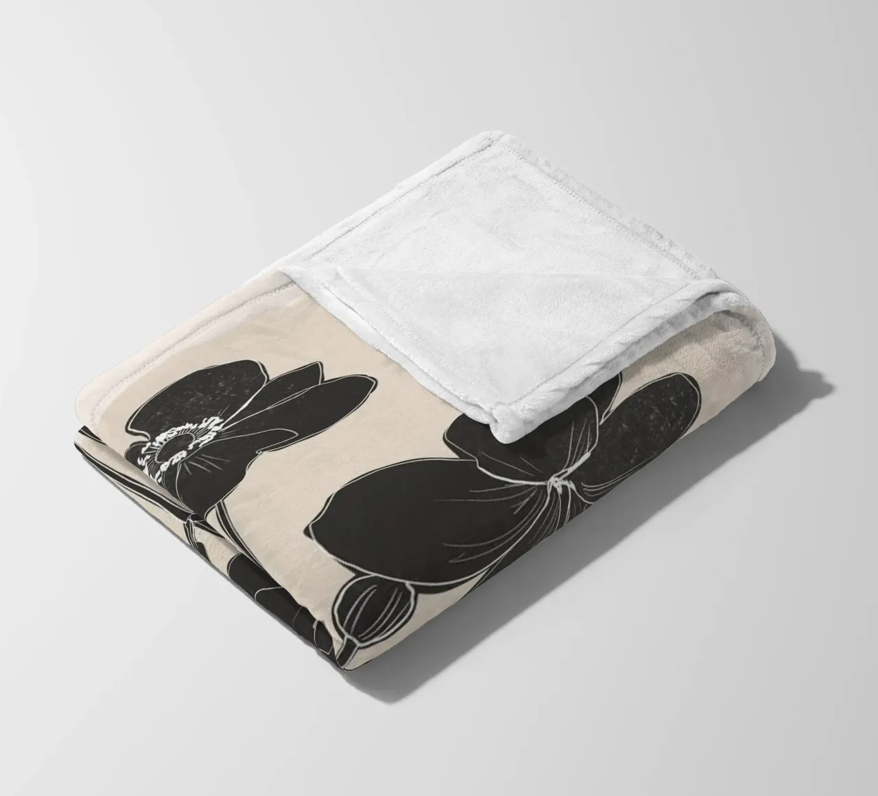 Fiori in bianco e nero coperta in pile da ThingDesign
