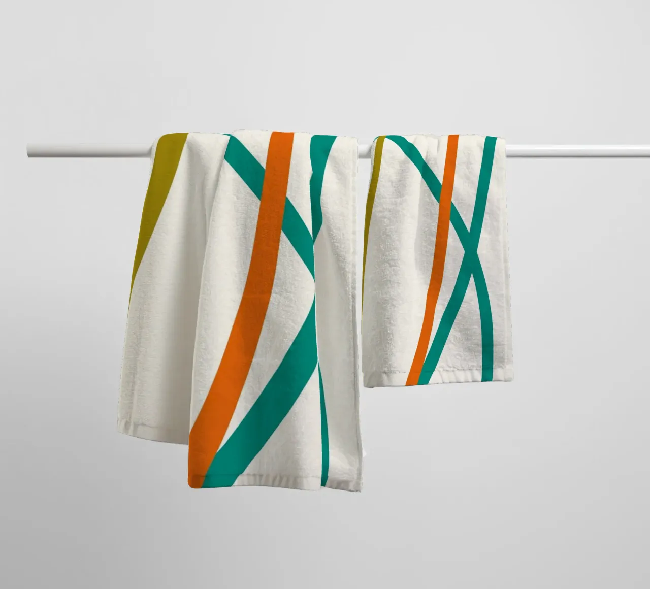 line colorful curve 02 badhanddoek van Creaton
