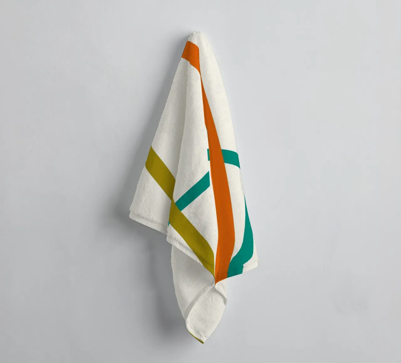line colorful curve 02 badhanddoek van Creaton