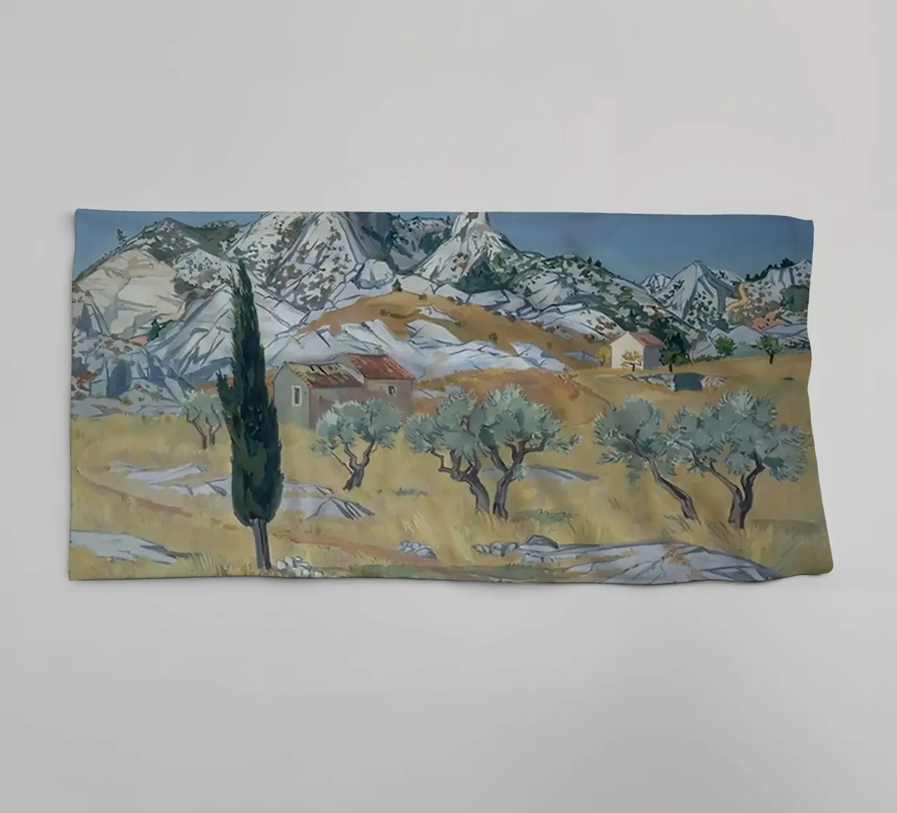 Paesaggio delle Alpilles asciugamano da bagno da Peteriespinoza Studio