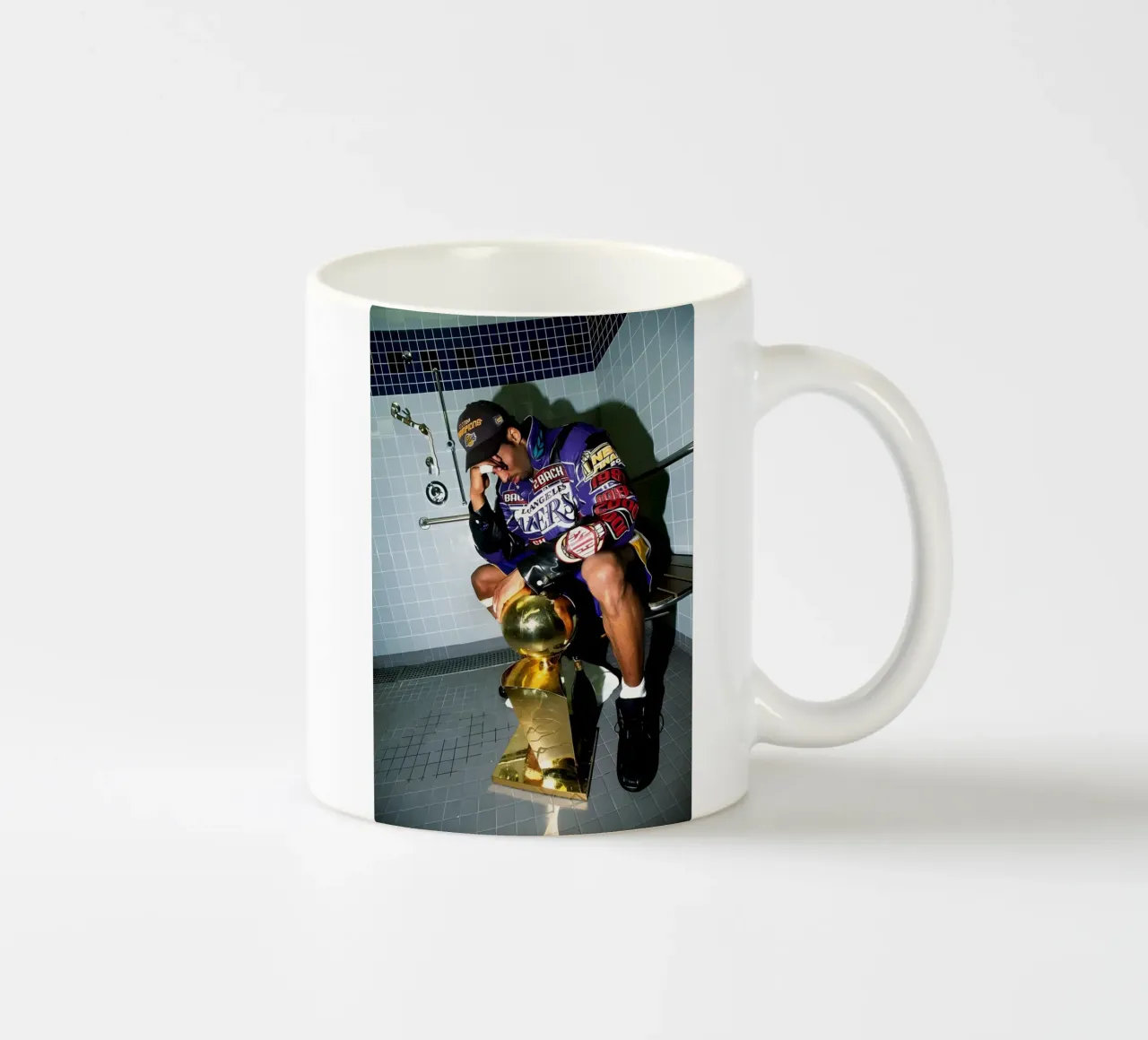 Rip Kobe tazza in ceramica da SPECIAL SHOP GENTHO UK