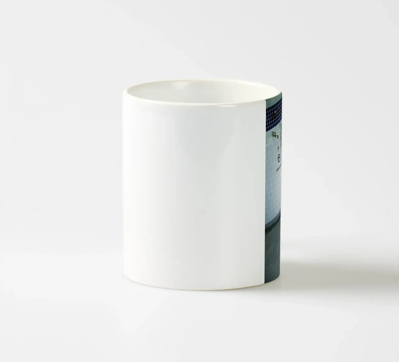 Rip Kobe tazza in ceramica da SPECIAL SHOP GENTHO UK