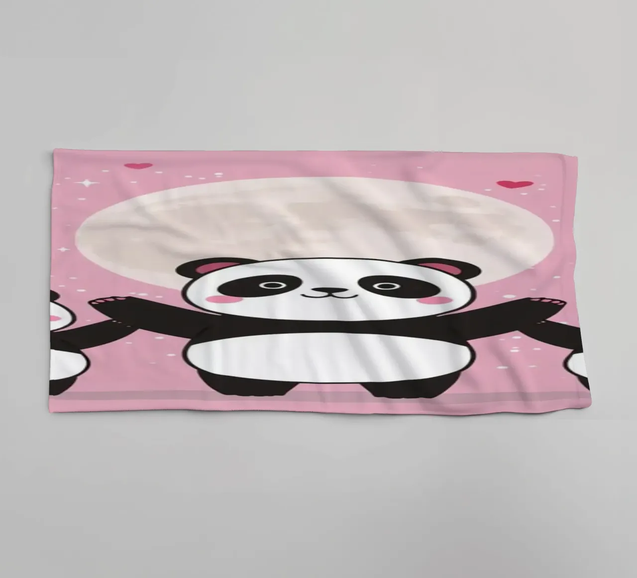 Amour mignon Trois pandas et une lune avec des cœurs serviette de bain de DesignDoodle