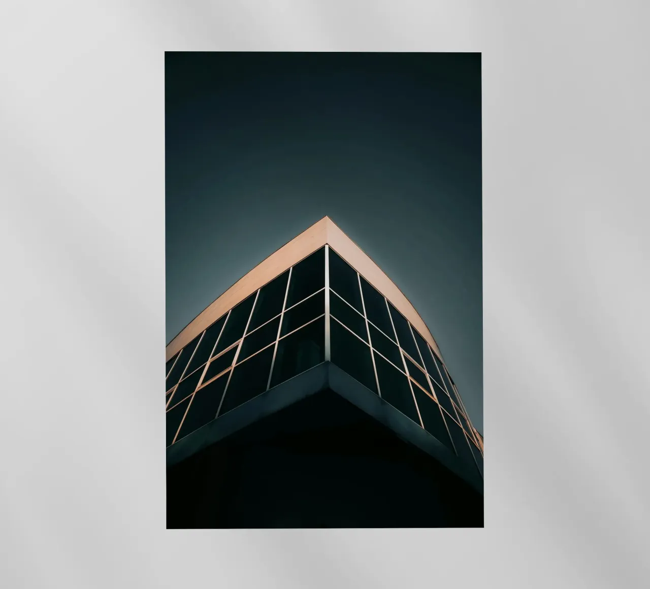 Edificio di luce pellicola backlit da Earthly Visions