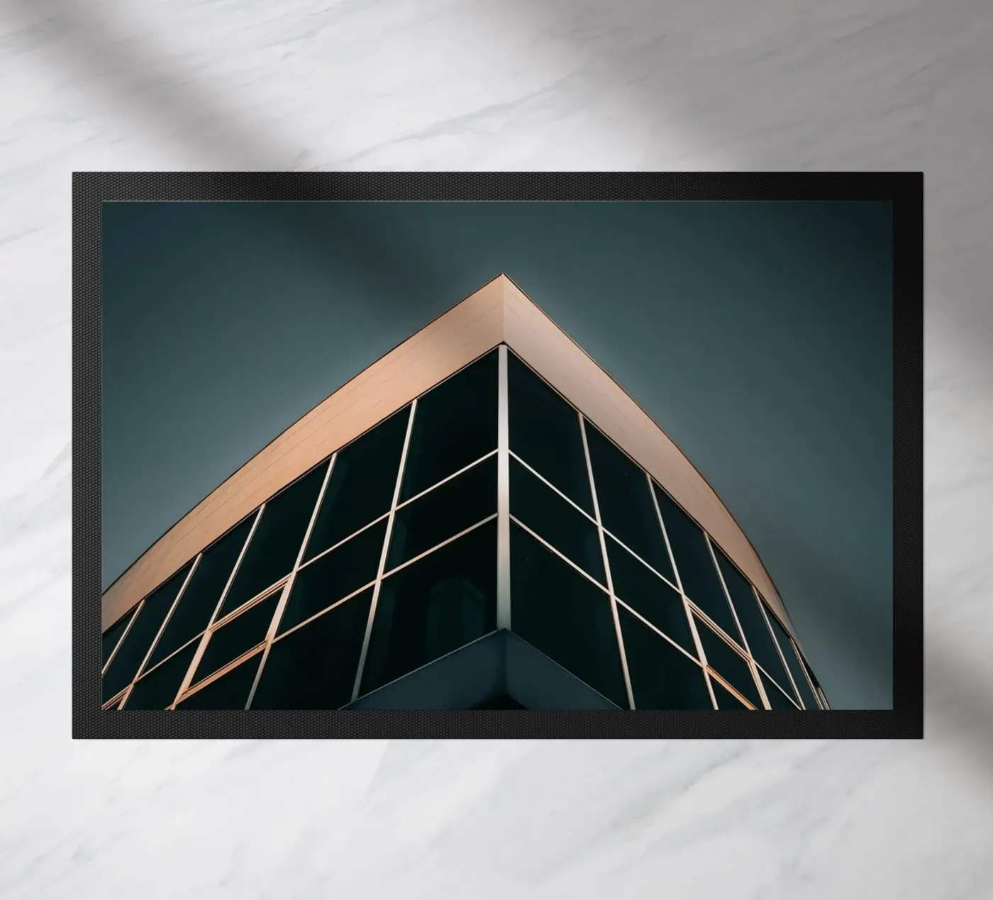 Gebäude des Lichts Fußmatte von Earthly Visions