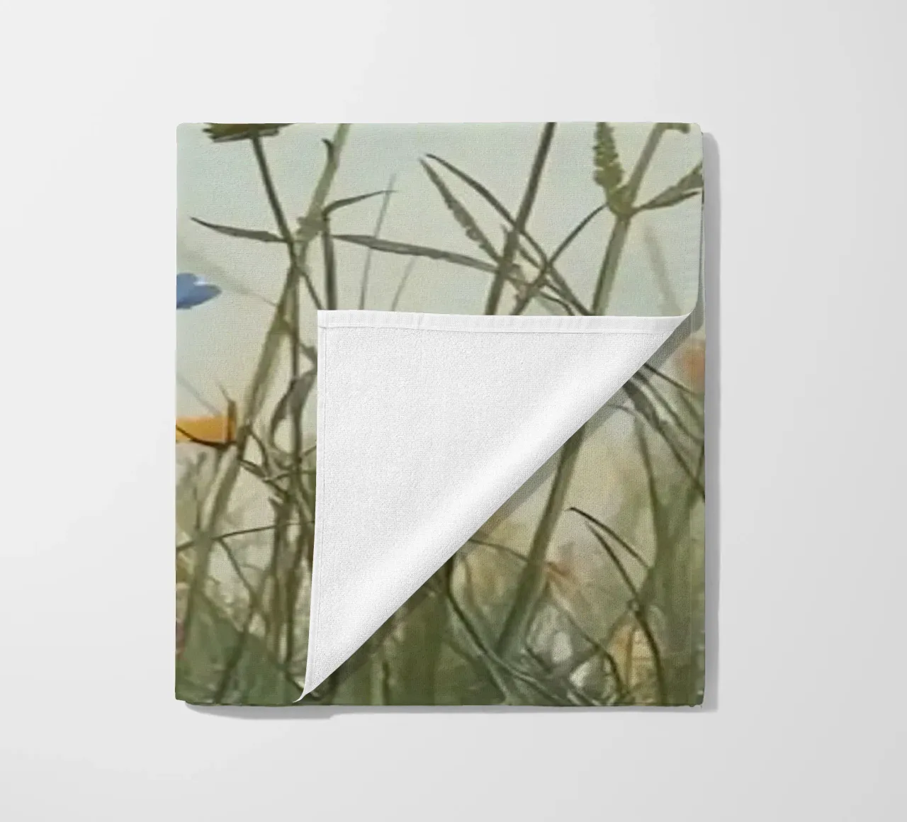 Fiori selvatici e mezzaluna telo mare da DesignDoodle