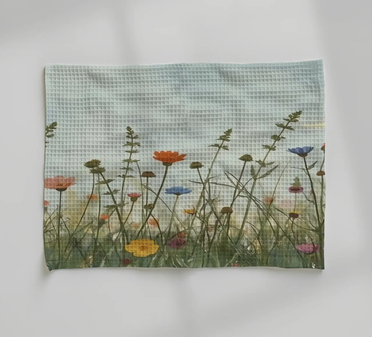 Fiori selvatici e mezzaluna canovaccio da cucina da DesignDoodle