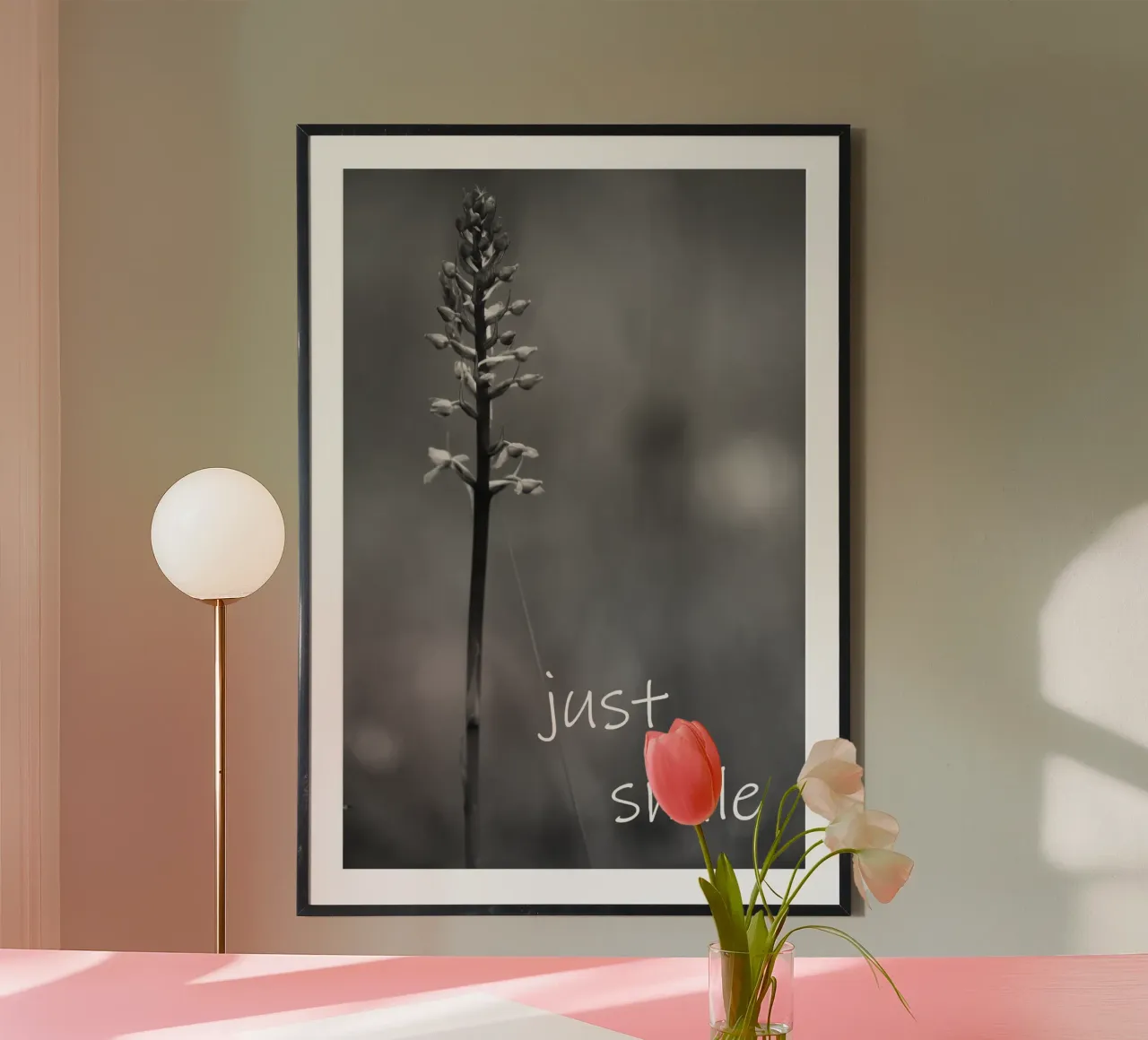 Un fiore di prato in bianco e nero con la scritta poster da Something for you