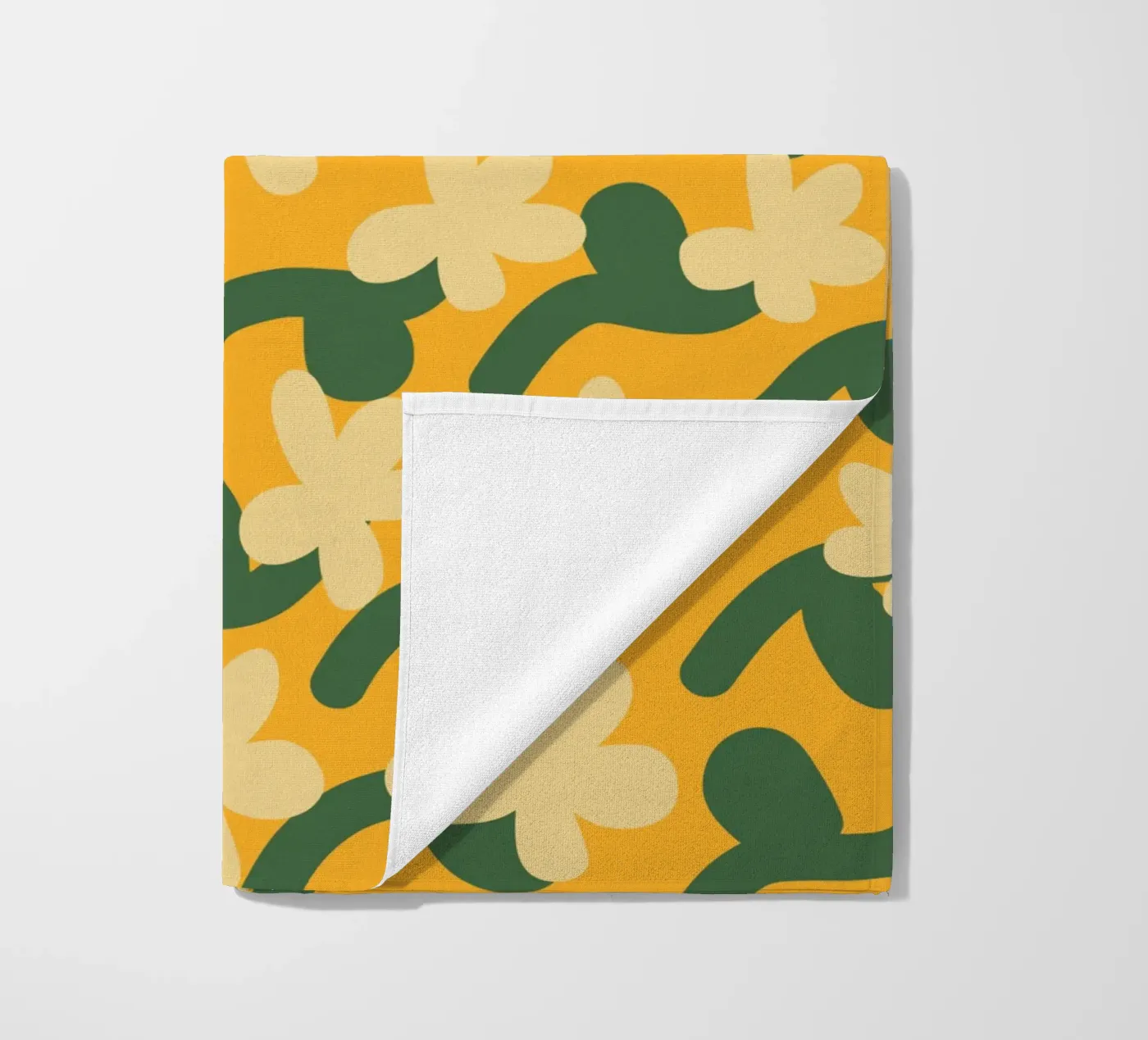 Yellow flower repeat pattern Strandtuch von Little Dean