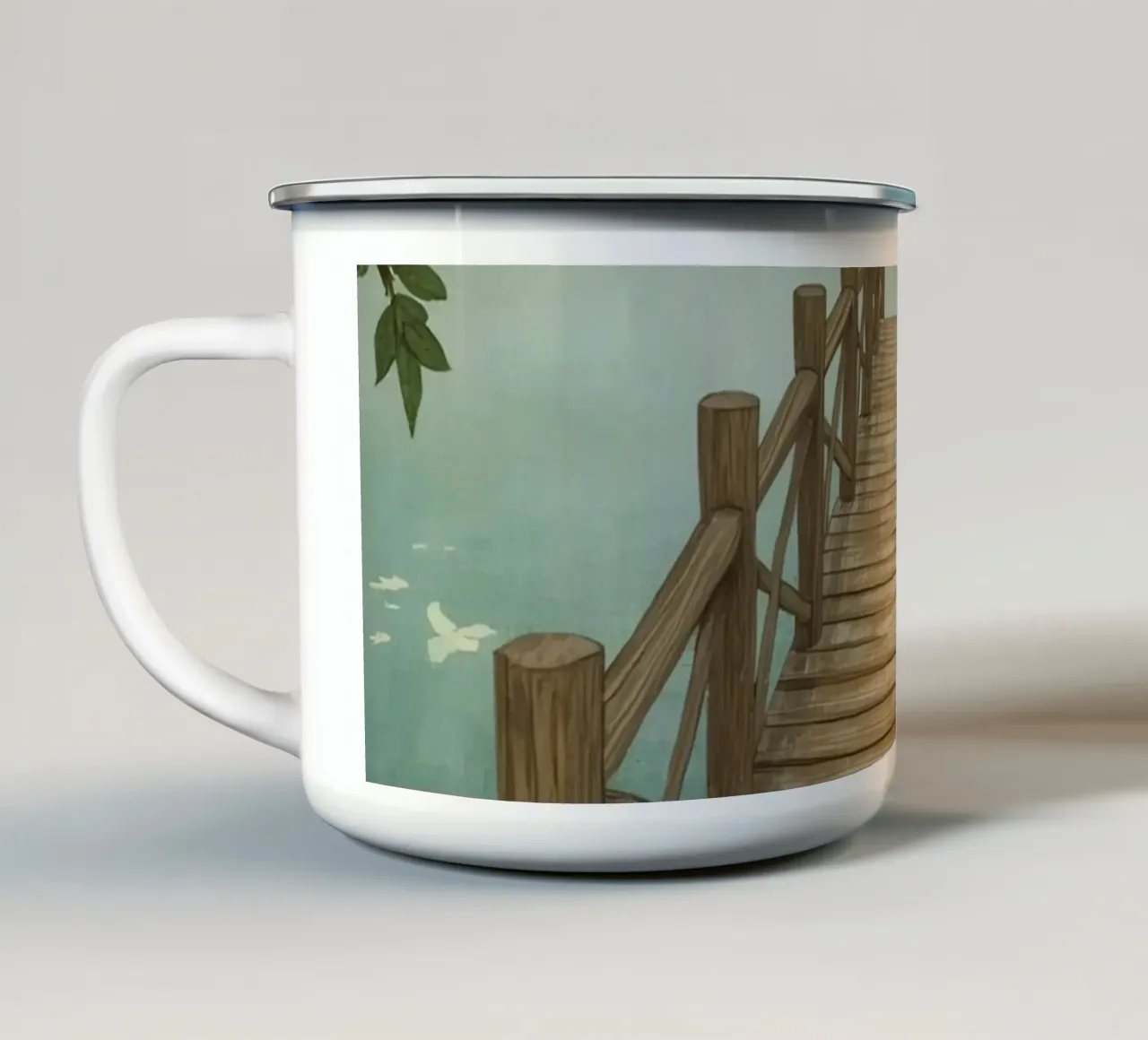 Molo di legno attraverso un paesaggio nebbioso tazza in smalto da DesignDoodle