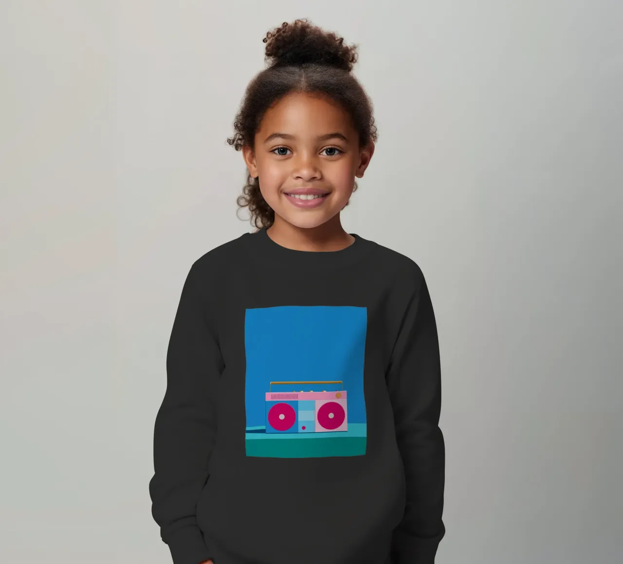 Retro Ghettoblaster Colourblocking felpa bambino da DARIA IVANOVNA