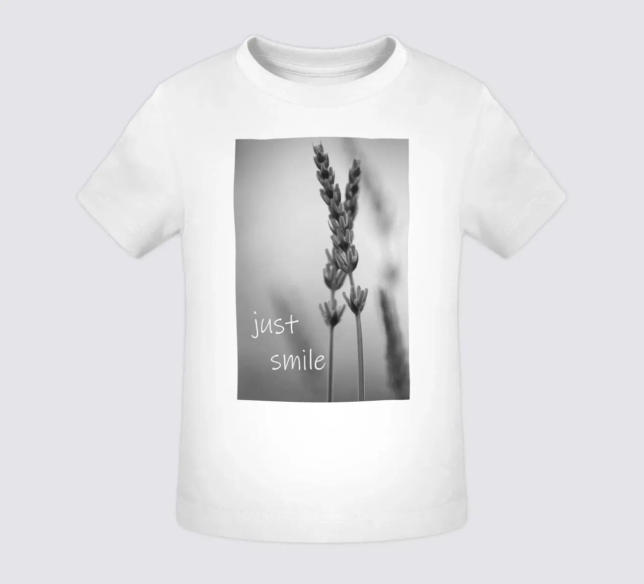 Fiori di campo in bianco e nero con scritta maglietta neonato da Something for you