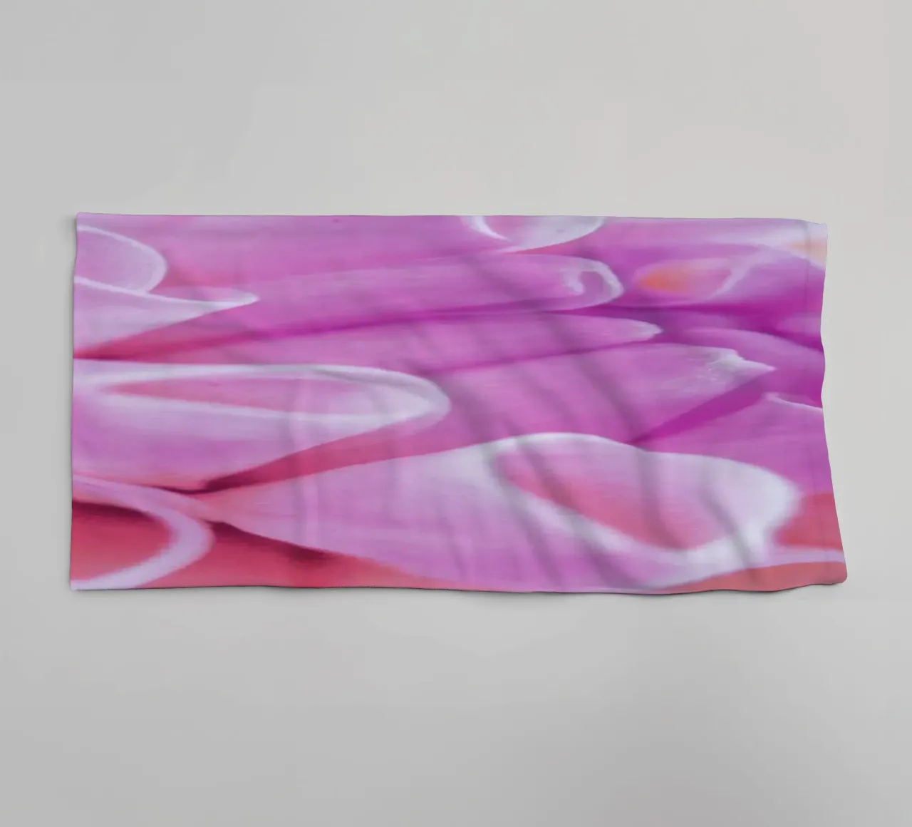 Flower Handtuch von Jonas Klein