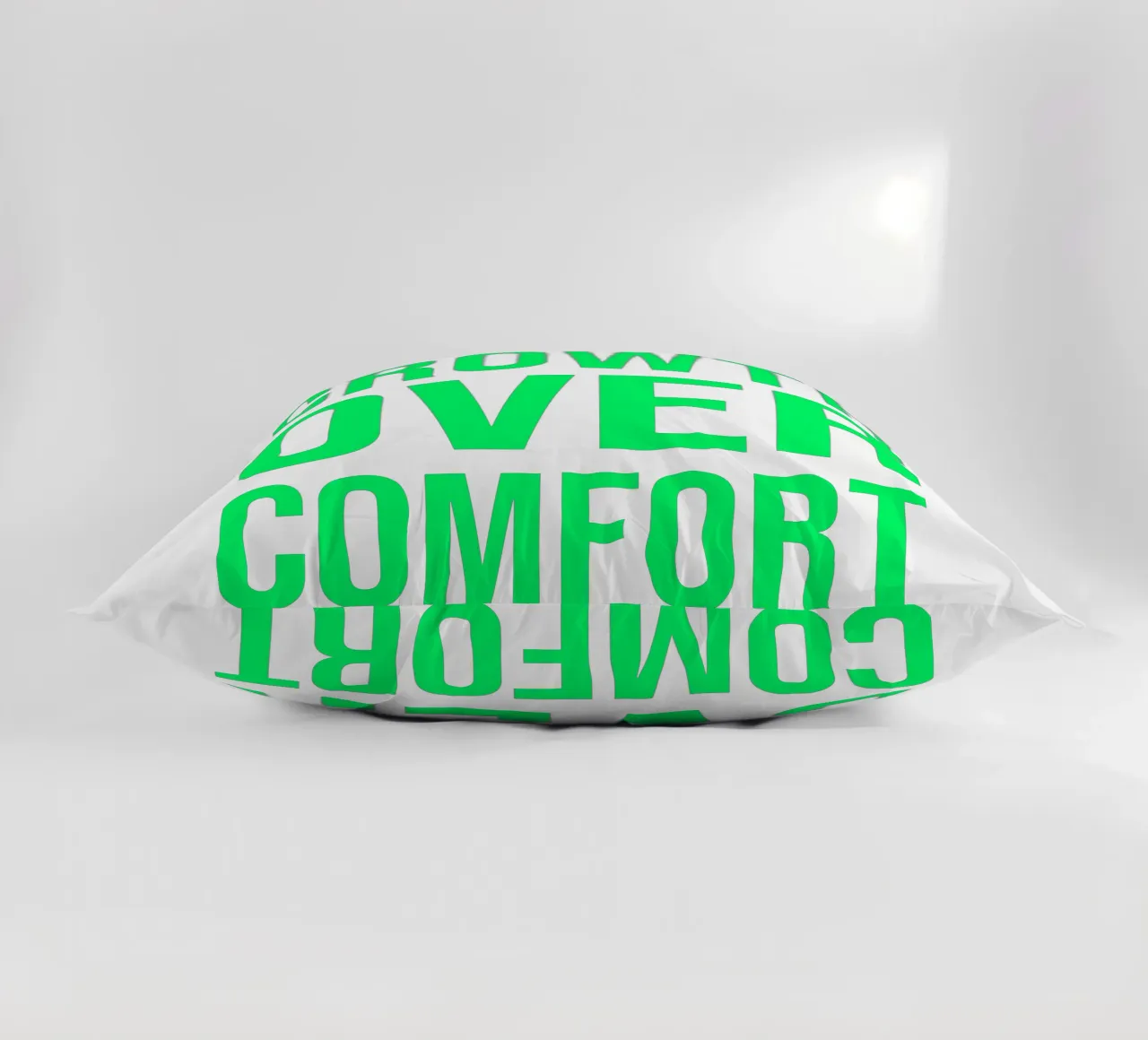 OVER Series- bold letters, brave values (5 colors) cuscino da OVER SERIES