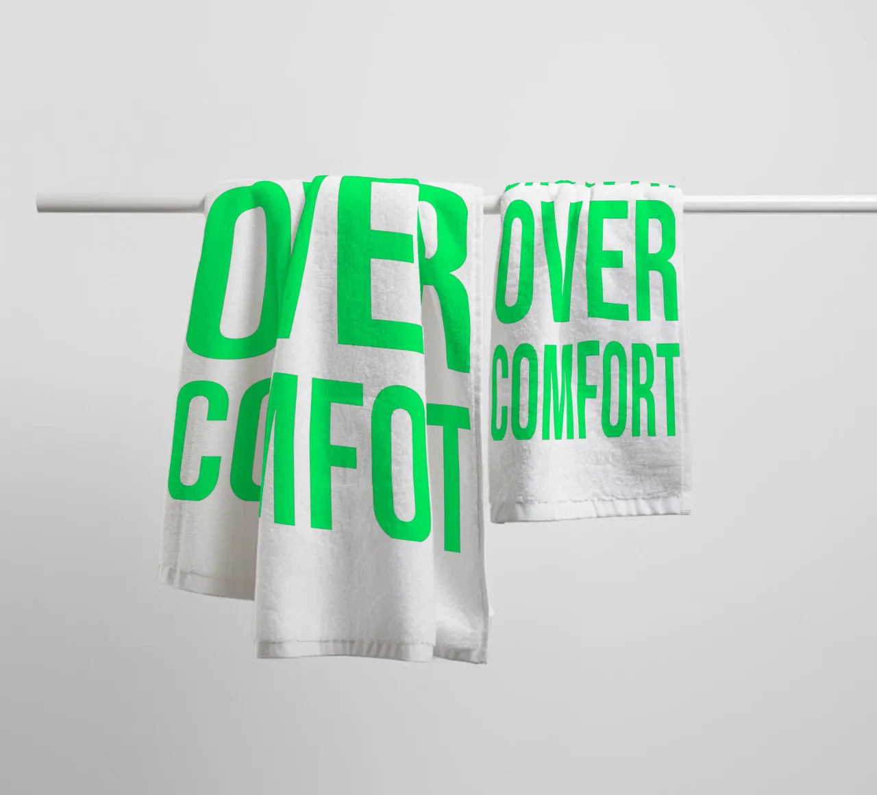 OVER Series- bold letters, brave values (5 colors) asciugamano da bagno da OVER SERIES