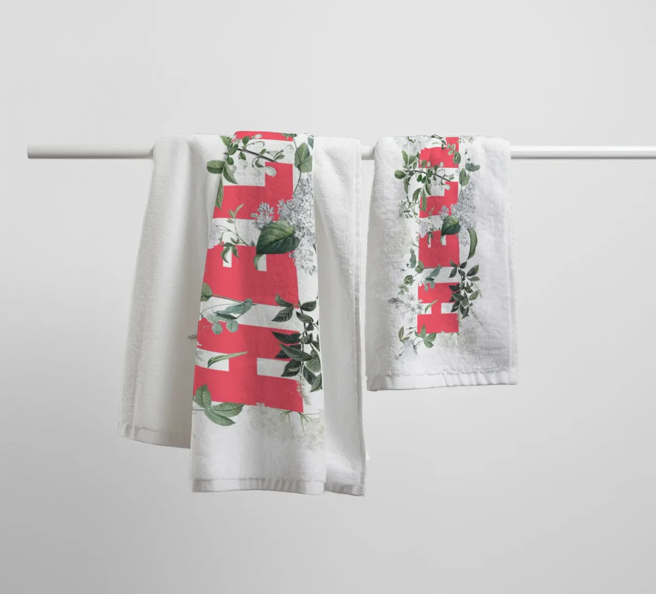 Ciao Fiori e Insetti Rosso Bianco asciugamano da bagno da Studio Frances M