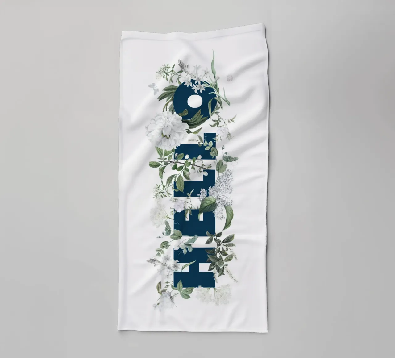 Ciao Fiori e Insetti Blu Bianco asciugamano da bagno da Studio Frances M