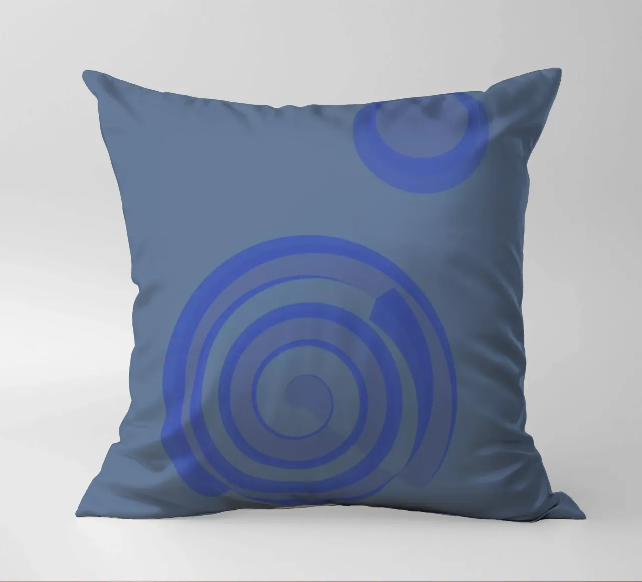 Abstraktes Muster mit Kreisen in blau und lila Kissen von Something for you