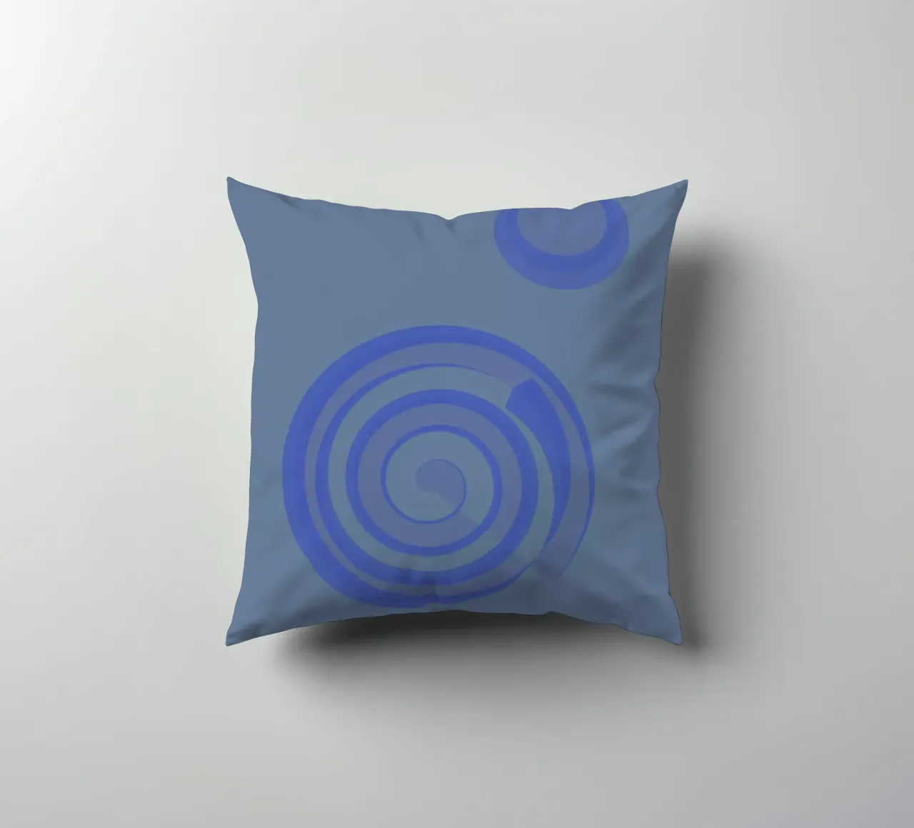 Abstraktes Muster mit Kreisen in blau und lila Kissen von Something for you