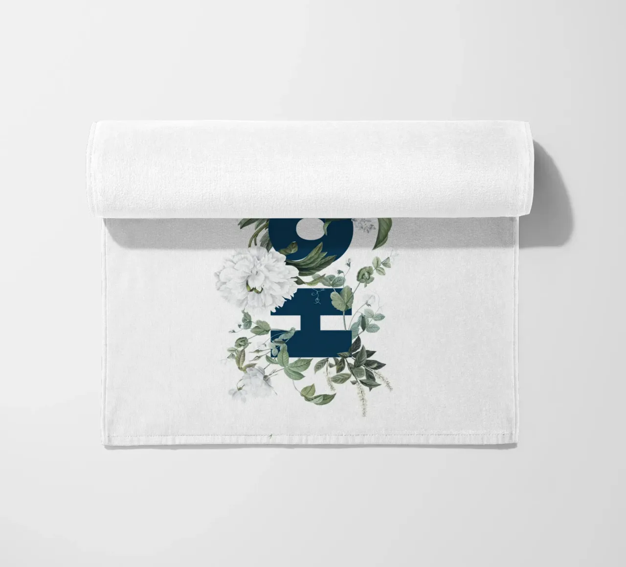 Hola Fiori e Insetti Blu Bianco telo mare da Studio Frances M