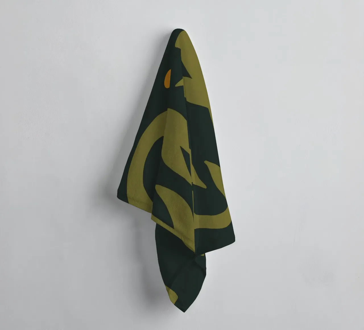 Feuille d'automne abstraite boho art vert noir jaune serviette de bain de This Wild Soul - Illustration