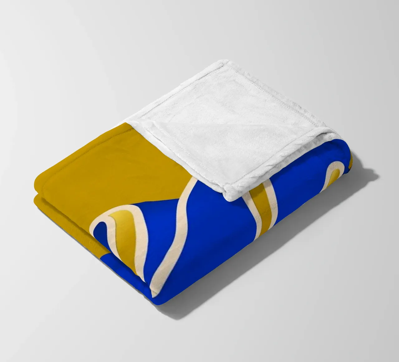 M letter script coperta in pile da Glettering