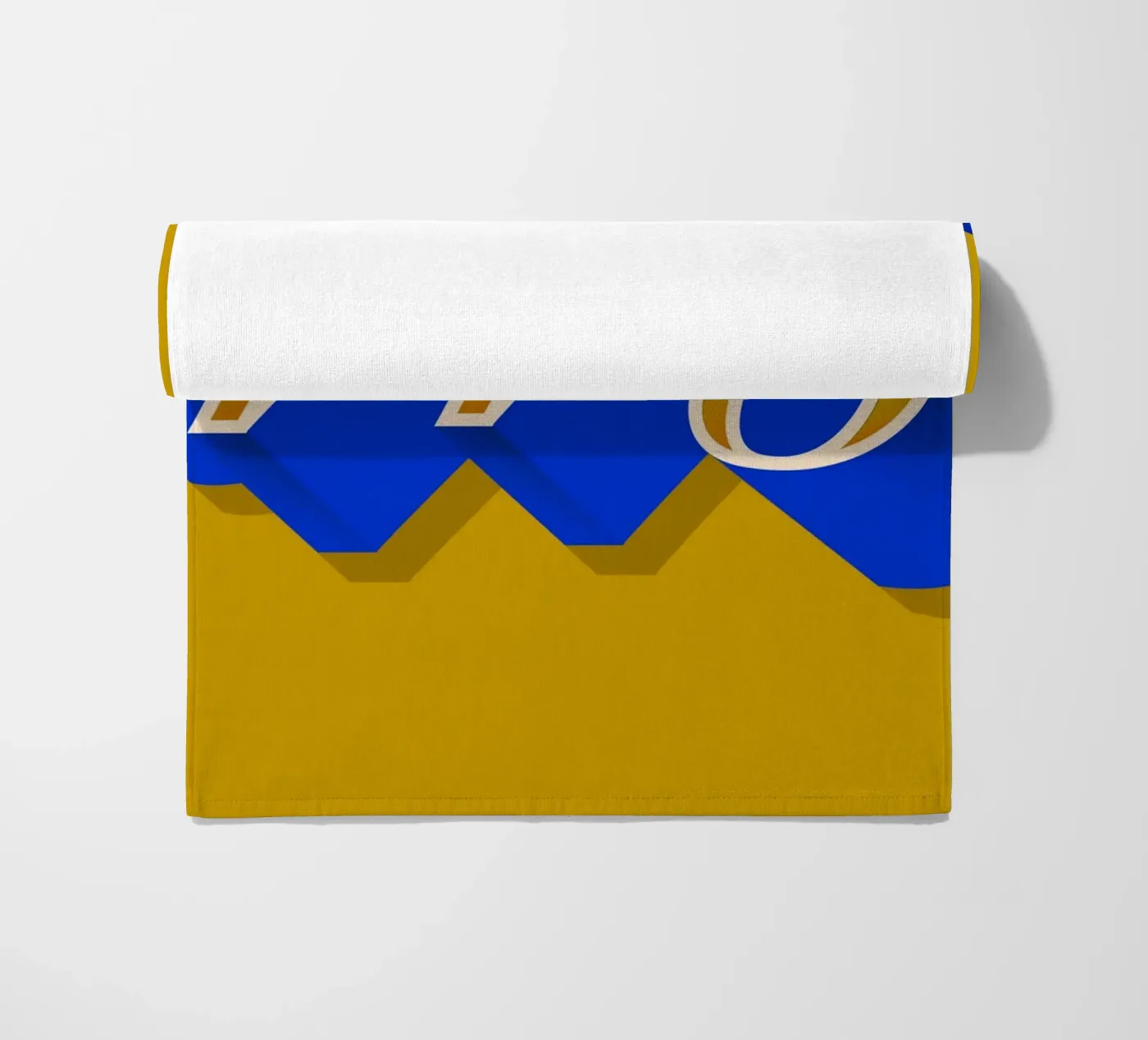 M letter script serviette de plage de Glettering