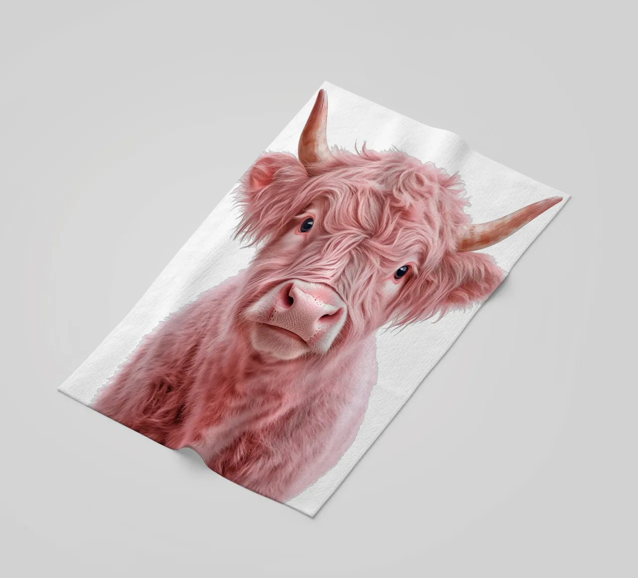 Ritratto rosa di una mucca delle Highlands telo mare da Autofocus