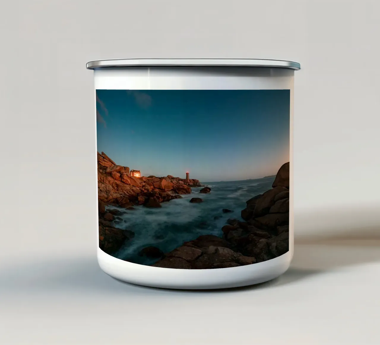 rock mountain on sea tazza in smalto da juli