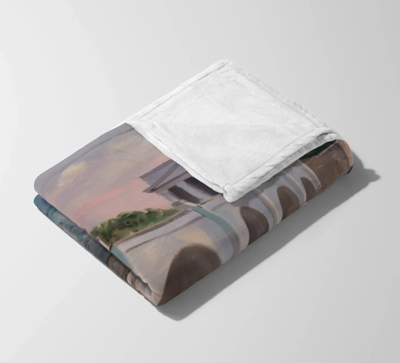 Antico acquedotto in pietra coperta in pile da Angkasa Mist