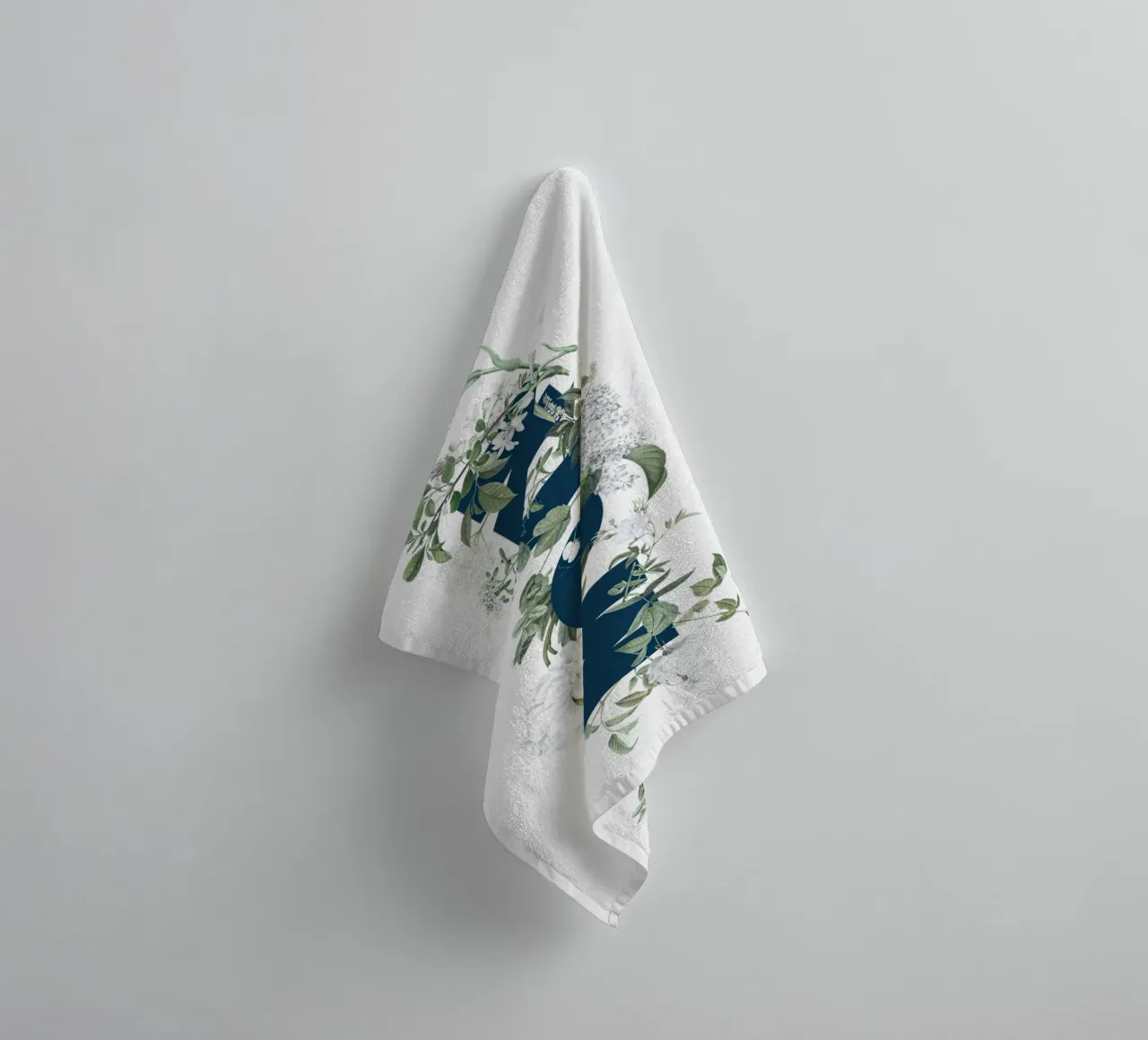 Moin Flores e Insectos Azul Blanco toalla de baño de Studio Frances M