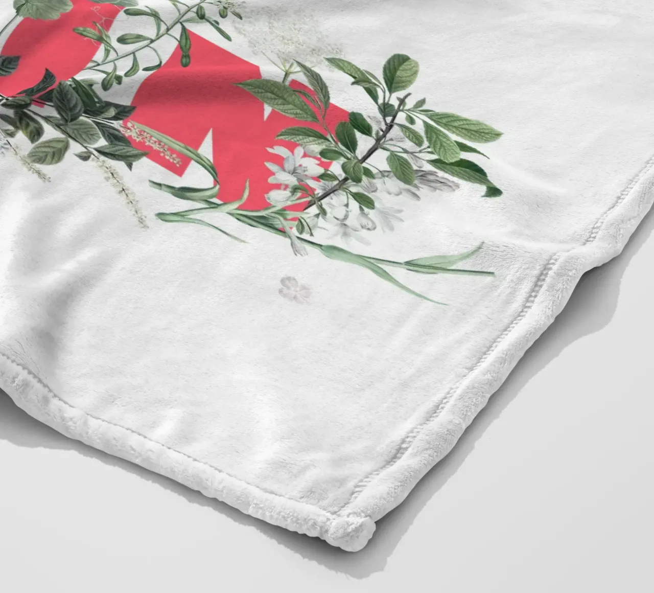 Moin Fiori e insetti Rosso Bianco coperta in pile da Studio Frances M