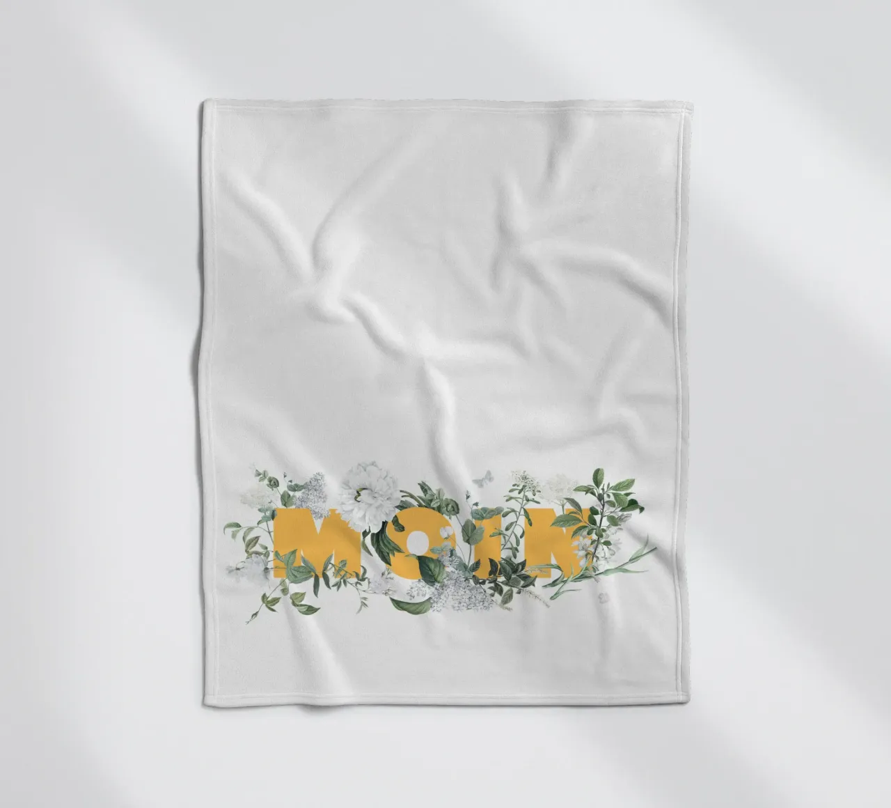 Fiori e insetti Moin Giallo Bianco coperta in pile da Studio Frances M