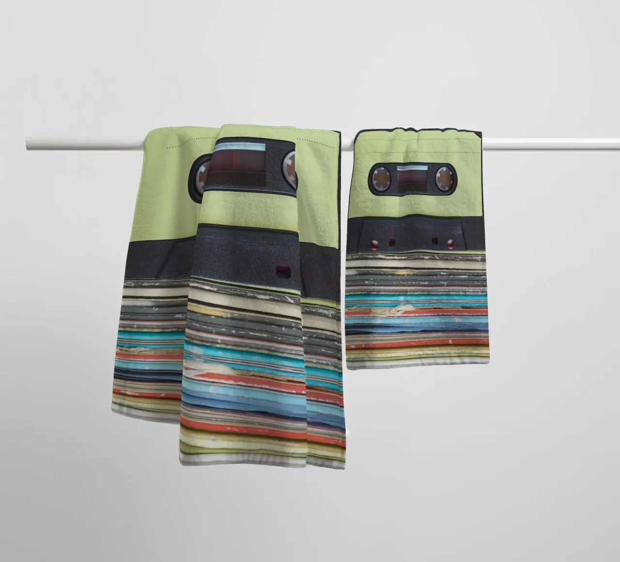music tape in color shade asciugamano da bagno da Creaton