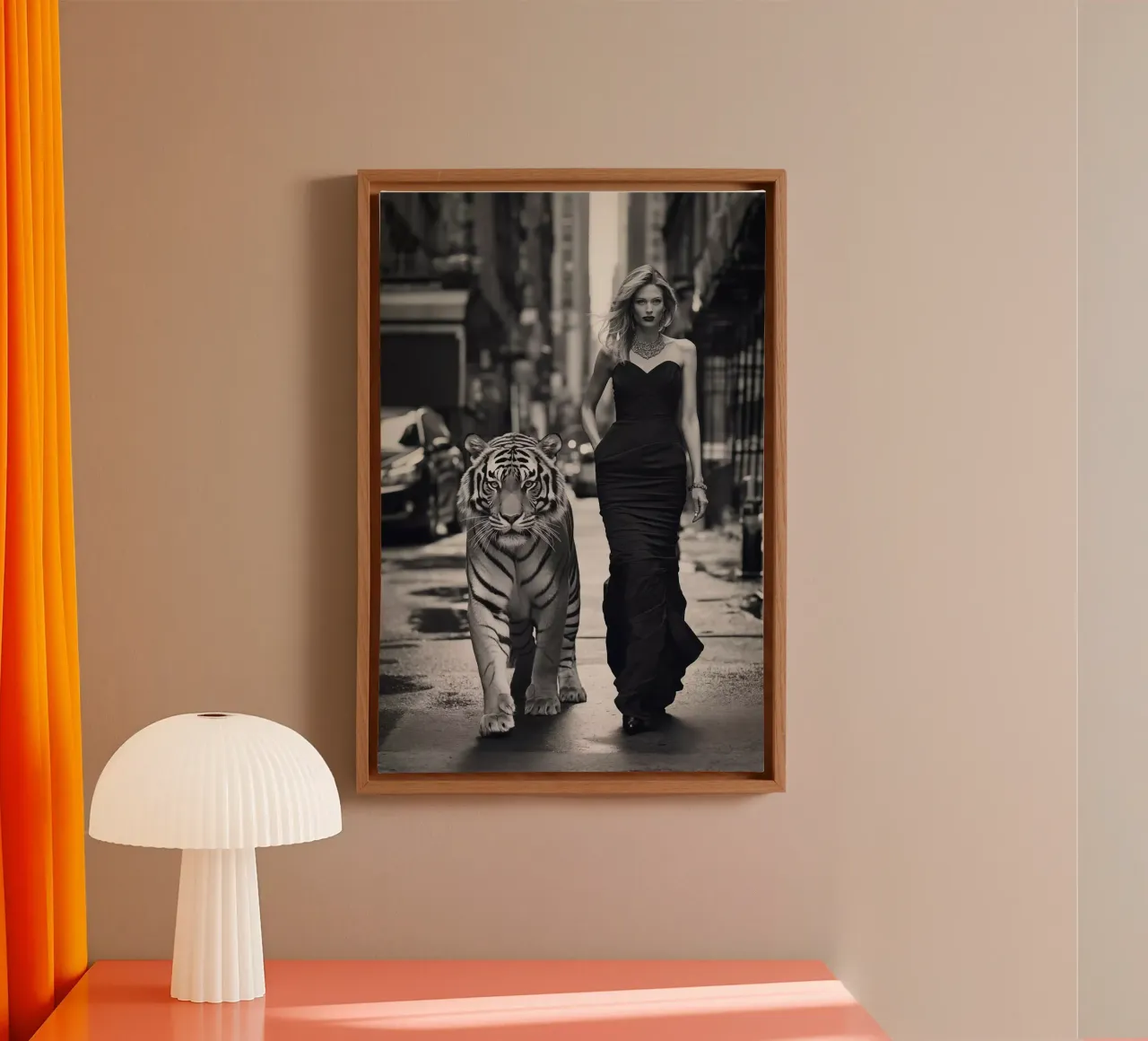 Blond model met tijger in New York City canvas met Baklijst van Autofocus