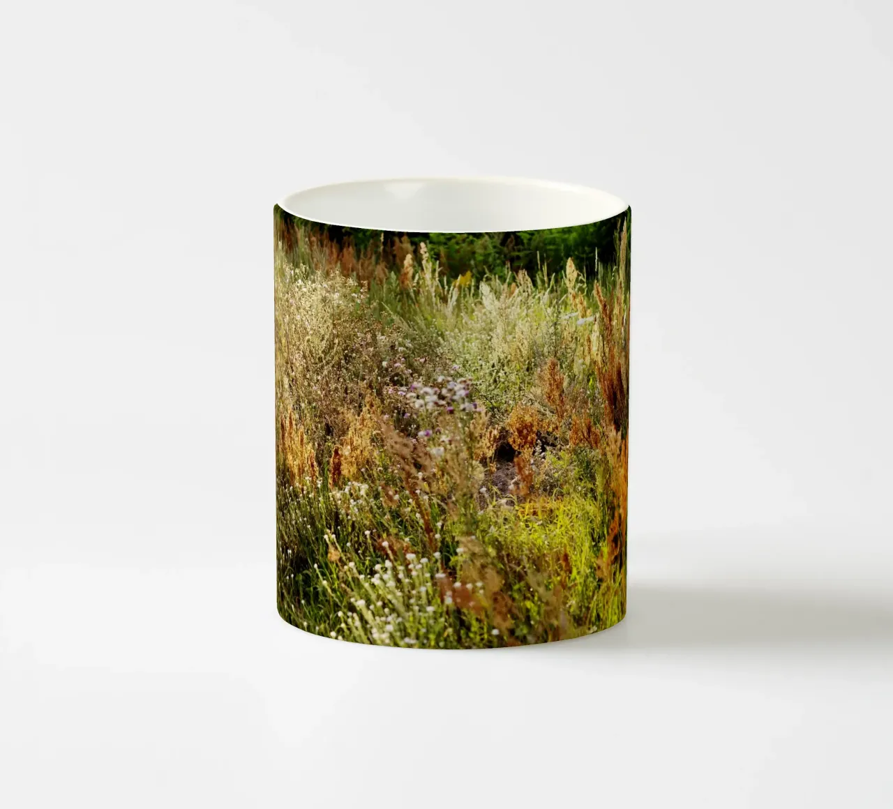 prato nel Brandeburgo tazza in ceramica da Simon Koy