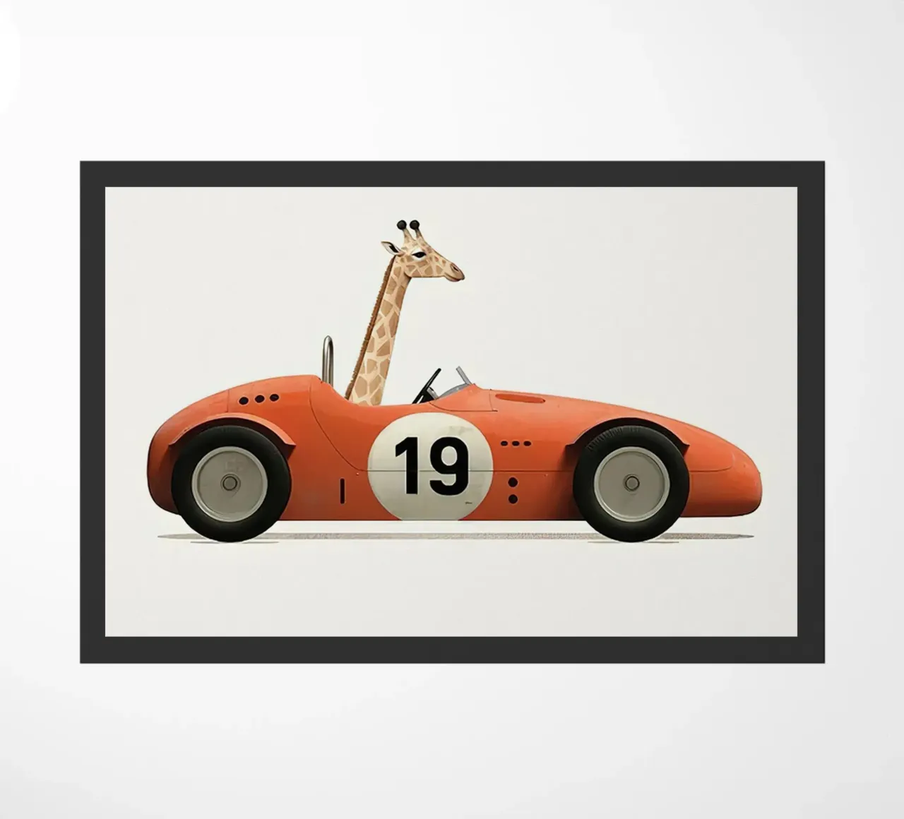 Giraffa in auto giocattolo zerbino da Emil Art Studio